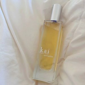 kai by gaye straza. eau de parfum.